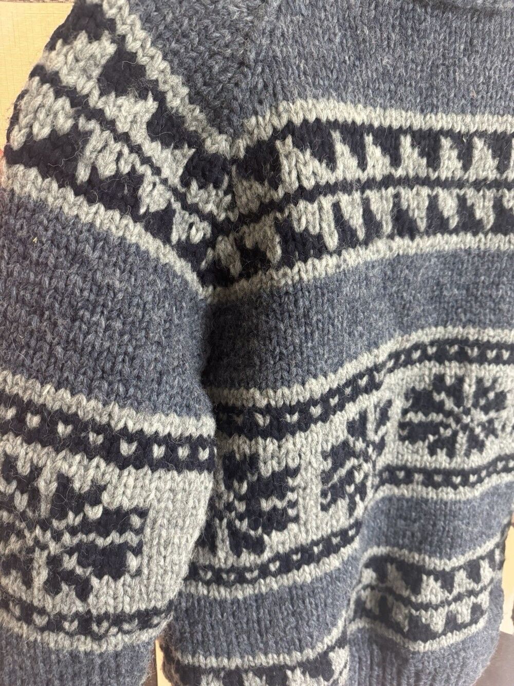 RARE 90’s CC Filson Hand Knit Wool Cowichan Snowflake Sweater 25/ Sz Medium ! - Picture 10 of 13